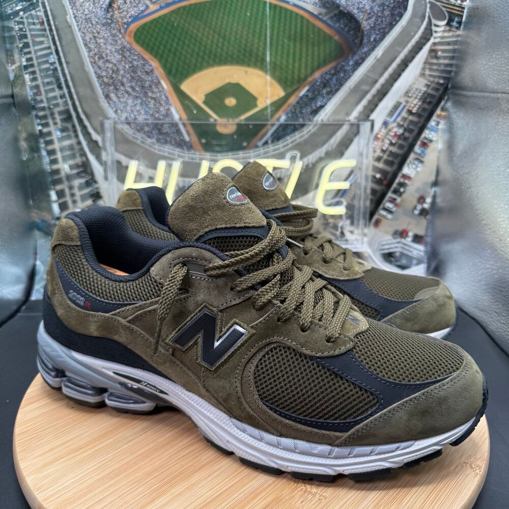 New Balance 2002R “Olive Black” Men’s Sz 12